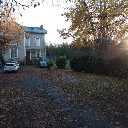 Hotel Chambre Dans Maison Bourgeoise Airvault Zewnętrze zdjęcie